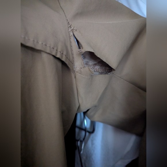 Classic Tommy Hilfiger Double-breasted Trench w/ Hood, Belt,& Pockets sz XS, Tan - Picture 8 of 14